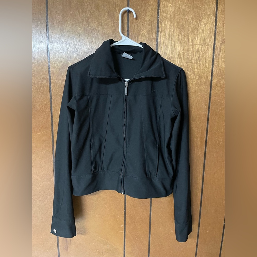 NIKE Women's Black Zip-Up Jacket (Suck In jacket)